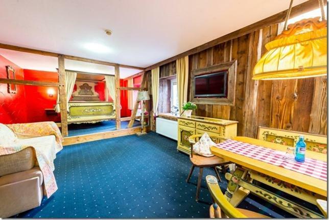 Hotel Gutshof Wellenbad Schwerte Exterior foto